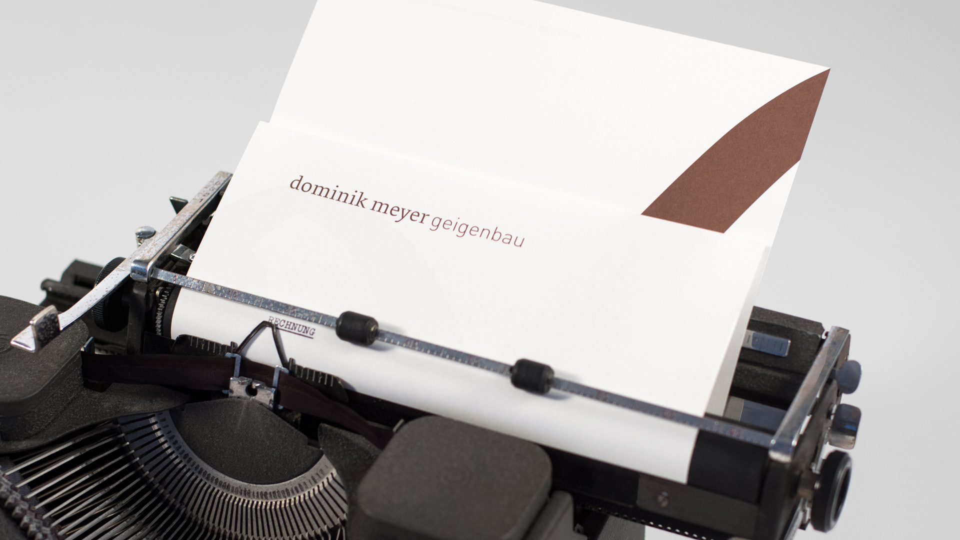 l’équipe [visuelle] – Grafik Agentur Emmenbruecke Luzern – Corporate Design und Gestaltung und Programmierung der Webseite für den Geigenbauer Dominik Meyer